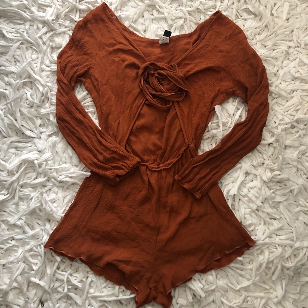 Beautiful earthy color romper